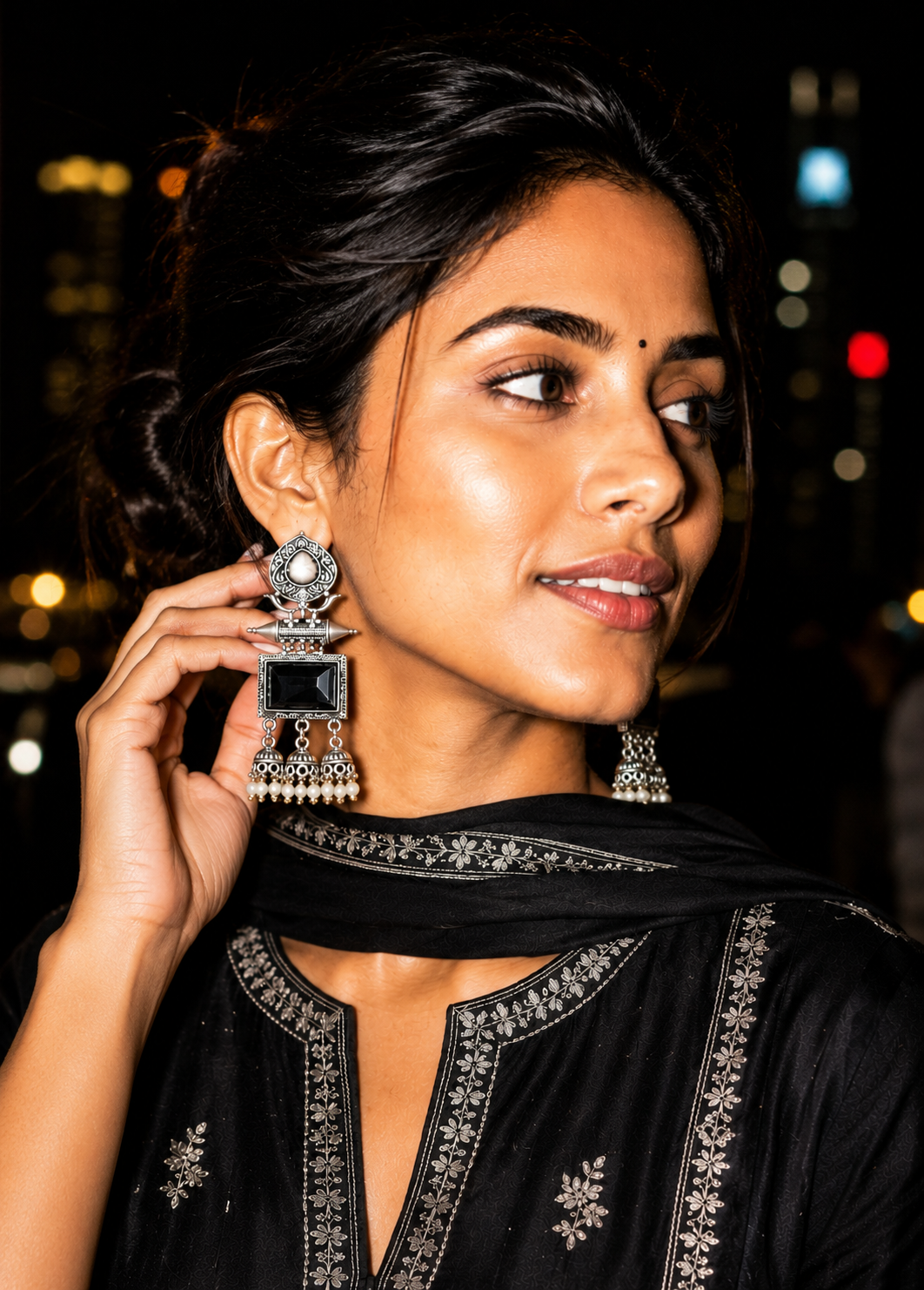 Black Pearl Dangler Earrings