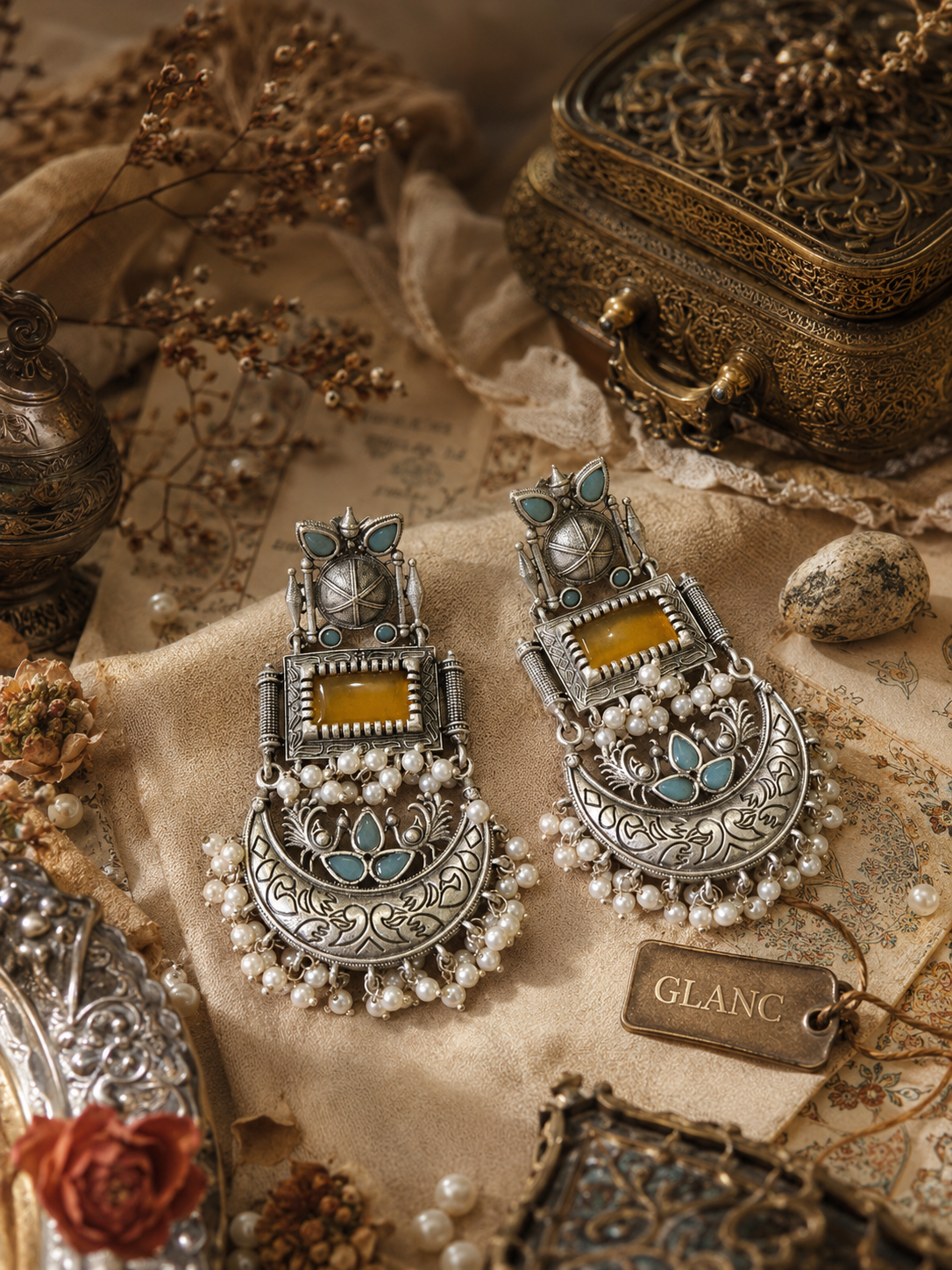 Jharokha Pearl Chandbalis